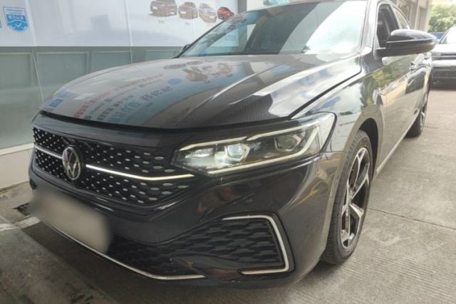 Used Volkswagen Passat 2024 380TSI Starry Luxury Edition