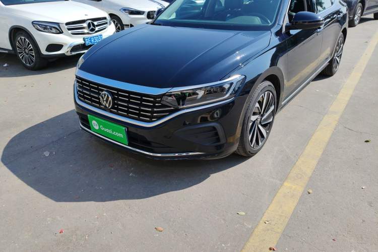 Used Volkswagen Passat 2024 380TSI Elite Edition Left Front Headlight