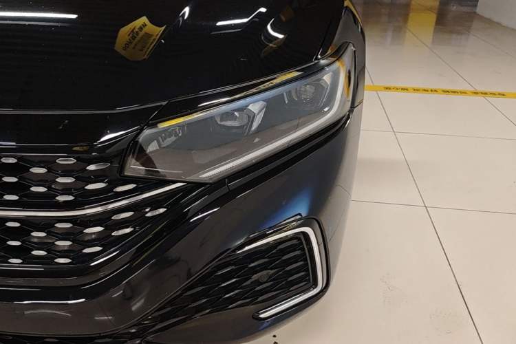 Used Volkswagen Passat 2024 330TSI Starry Elite Edition Left Front Headlight