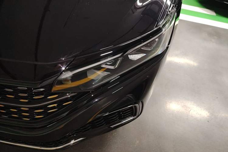 Used Volkswagen Passat 2024 380TSI Starry Dragon Edition Left Front Headlight