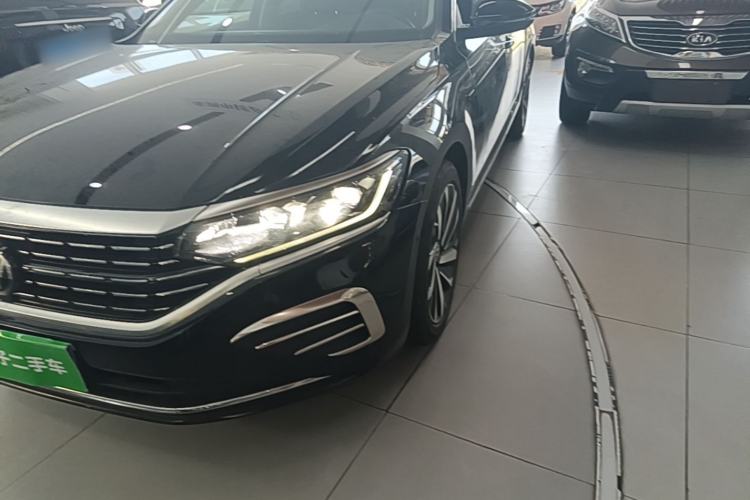 Used Volkswagen Passat 2024 330TSI Elite Edition Left Front Headlight