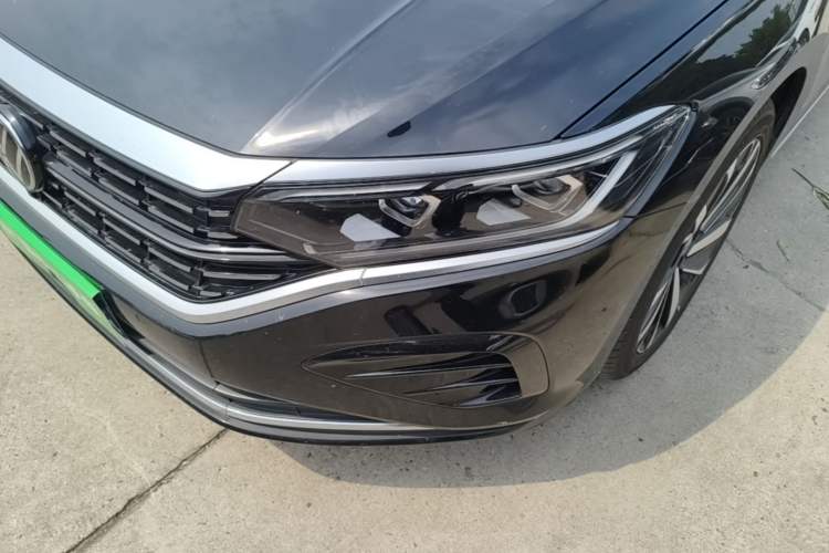 Used Volkswagen Passat 2024 380TSI Dragon Glory Edition Left Front Headlight