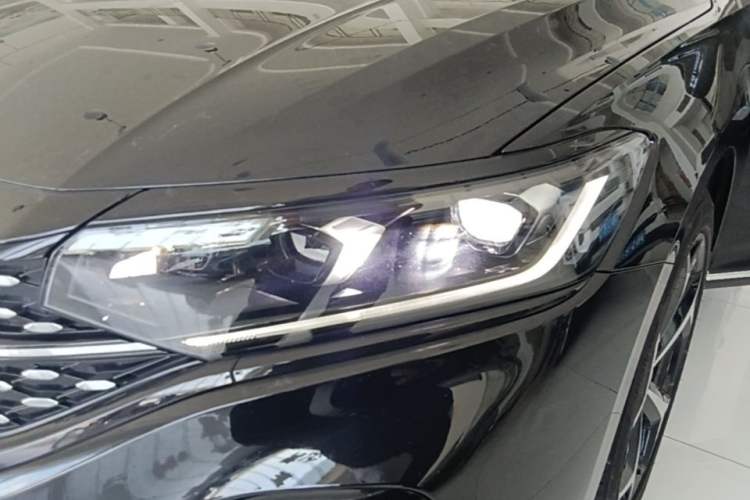 Used Volkswagen Passat 2024 380TSI Starry Elite Edition Left Front Headlight