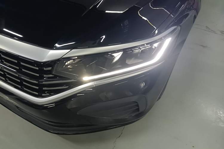Used Volkswagen Passat 2024 280TSI Business Edition Left Front Headlight