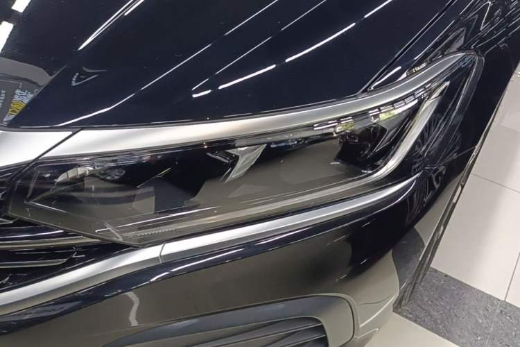 Used Volkswagen Passat 2024 380TSI Dragon Edition Left Front Headlight