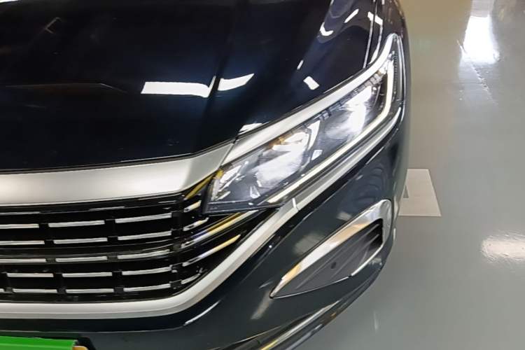 Used Volkswagen Passat 2024 330TSI Elite Edition Left Front Headlight