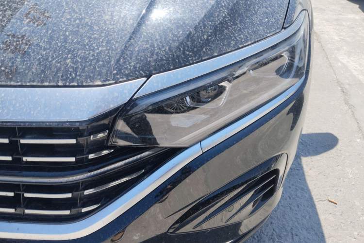 Used Volkswagen Passat 2024 380TSI Dragon Glory Edition Left Front Headlight