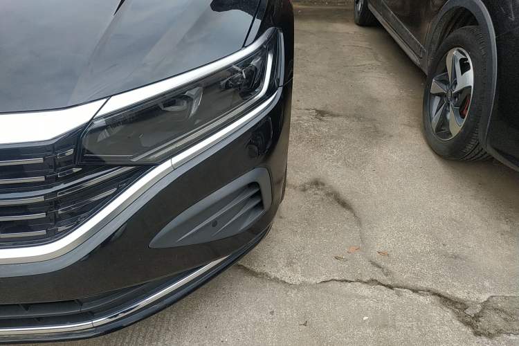 Used Volkswagen Passat 2024 380TSI Dragon Edition Left Front Headlight