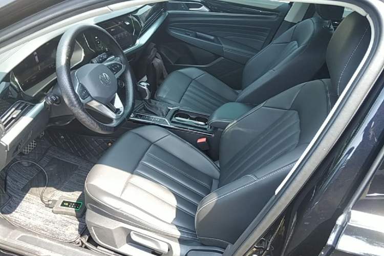 Used Volkswagen Passat 2024 280TSI Business Edition Left Front Seat