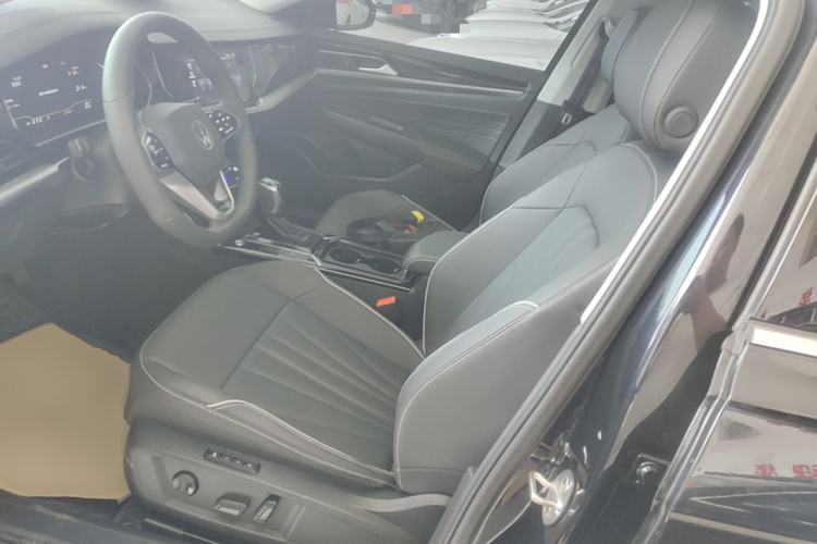 Used Volkswagen Passat 2024 380TSI Dragon Edition Left Front Seat