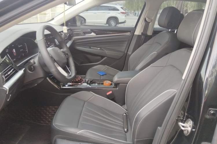 Used Volkswagen Passat 2024 380TSI Luxury Edition Left Front Seat