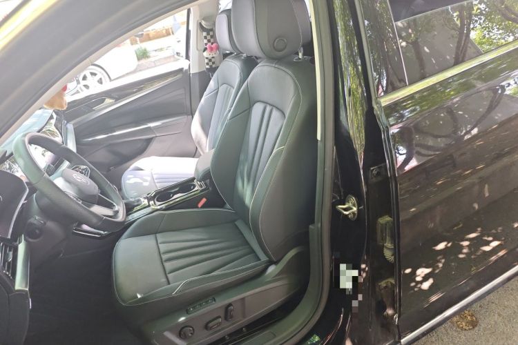 Used Volkswagen Passat 2024 380TSI Elite Edition Left Front Seat