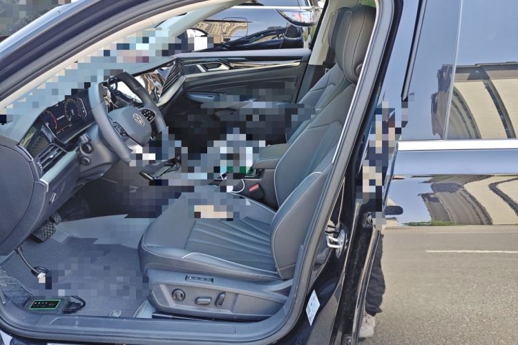 Used Volkswagen Passat 2024 330TSI Elite Edition Left Front Seat