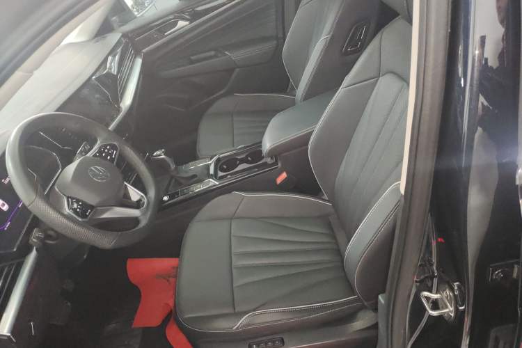 Used Volkswagen Passat 2024 330TSI Starry Elite Edition Left Front Seat