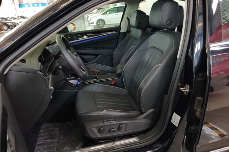 Used Volkswagen Passat 2024 380TSI Luxury Edition Left Front Seat