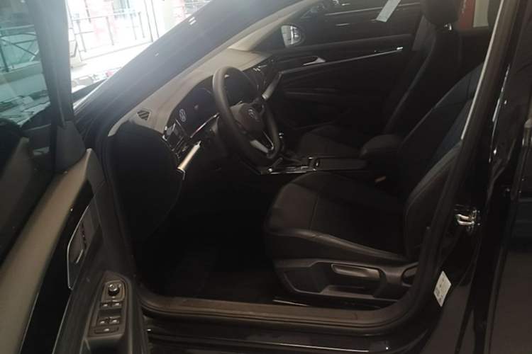 Used Volkswagen Passat 2024 280TSI Business Edition Left Front Seat