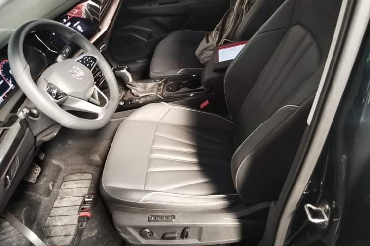 Used Volkswagen Passat 2024 380TSI Luxury Edition Left Front Seat