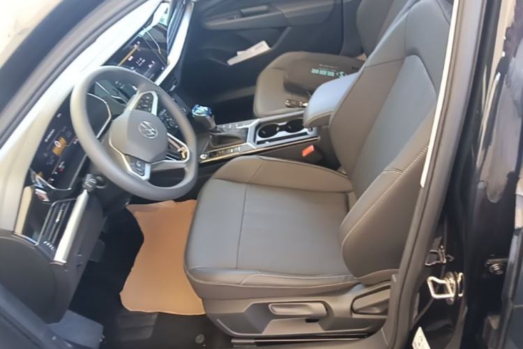Used Volkswagen Passat 2024 280TSI Business Edition Left Front Seat