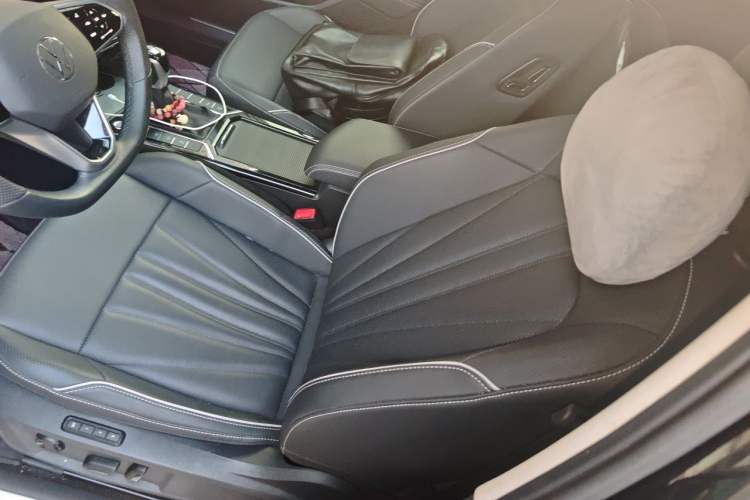 Used Volkswagen Passat 2024 380TSI Starry Luxury Edition Left Front Seat