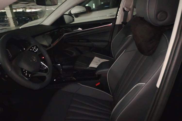 Used Volkswagen Passat 2024 280TSI Elite Edition Left Front Seat