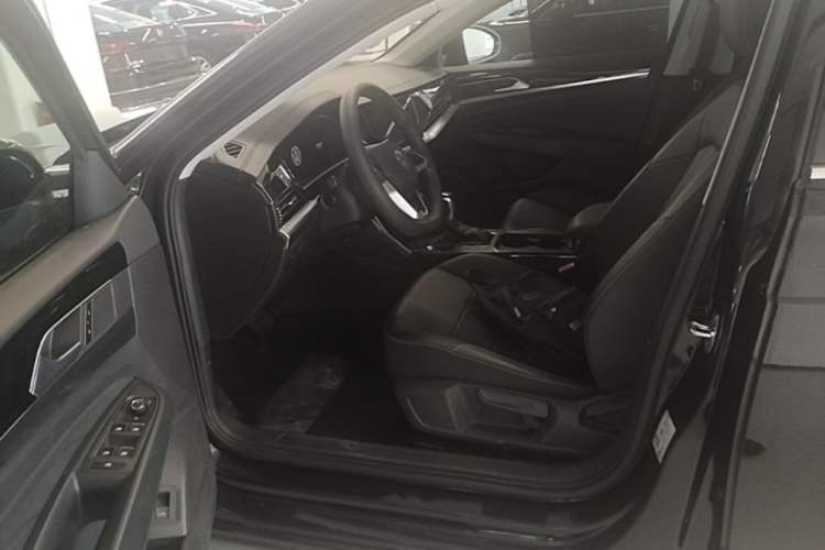 Used Volkswagen Passat 2024 280TSI Business Edition Left Front Seat