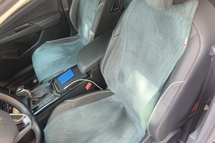 Used Volkswagen Passat 2024 330TSI Elite Edition Left Front Seat