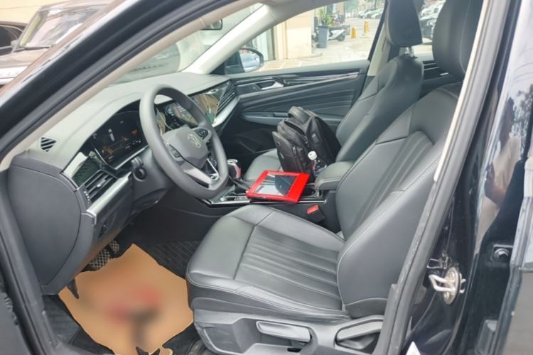 Used Volkswagen Passat 2024 280TSI Business Edition Left Front Seat