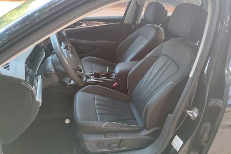 Used Volkswagen Passat 2024 380TSI Dragon Glory Edition Left Front Seat