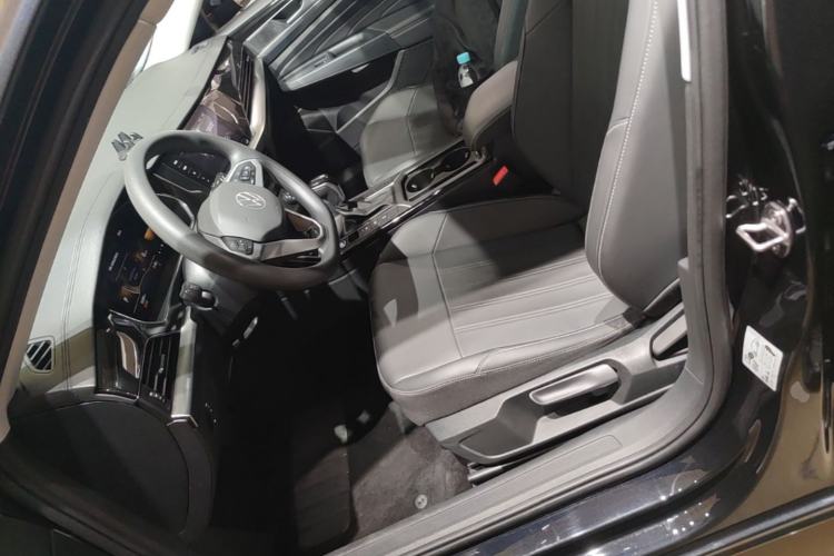 Used Volkswagen Passat 2024 280TSI Business Edition Left Front Seat