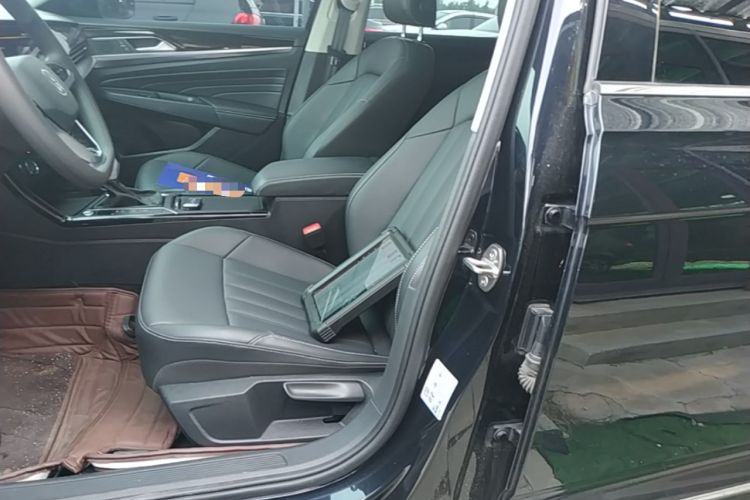 Used Volkswagen Passat 2024 280TSI Business Edition Left Front Seat