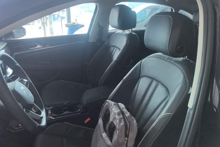 Used Volkswagen Passat 2024 380TSI Starry Luxury Edition Left Front Seat
