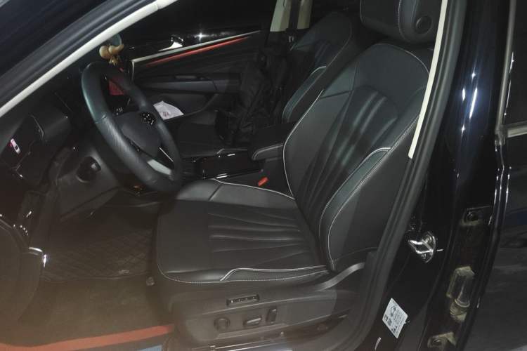 Used Volkswagen Passat 2024 380TSI Luxury Edition Left Front Seat