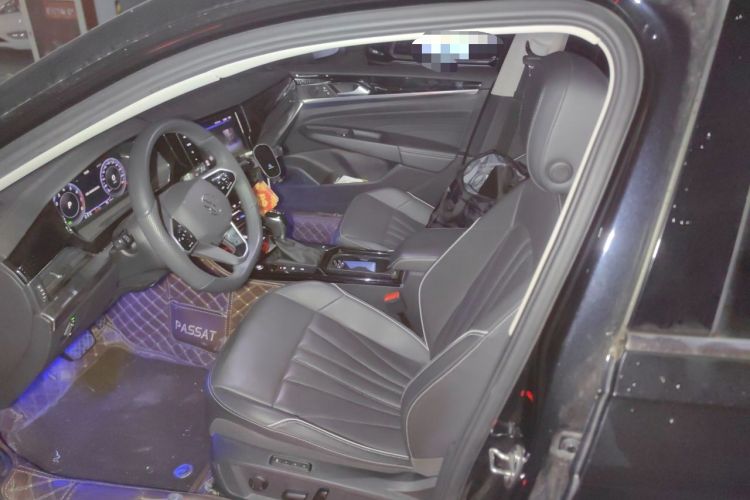 Used Volkswagen Passat 2024 380TSI Dragon Edition Left Front Seat