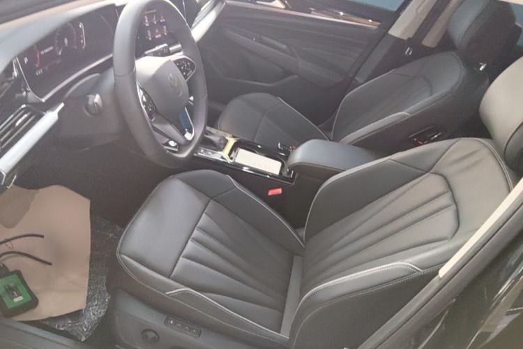 Used Volkswagen Passat 2024 330TSI Starry Elite Edition Left Front Seat