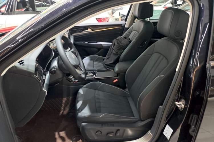 Used Volkswagen Passat 2024 330TSI Starry Elite Edition Left Front Seat