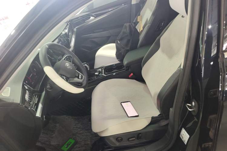 Used Volkswagen Passat 2024 380TSI Dragon Edition Left Front Seat