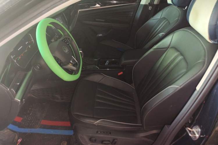Used Volkswagen Passat 2024 380TSI Starry Elite Edition Left Front Seat