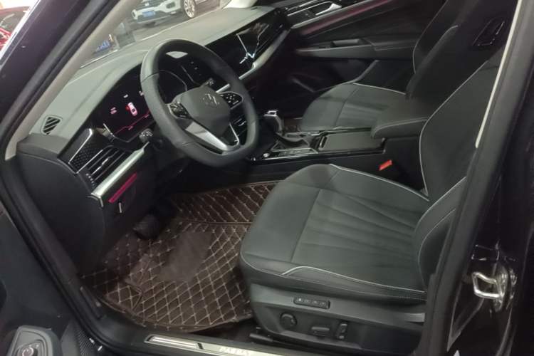 Used Volkswagen Passat 2024 380TSI Starry Dragon Edition Left Front Seat