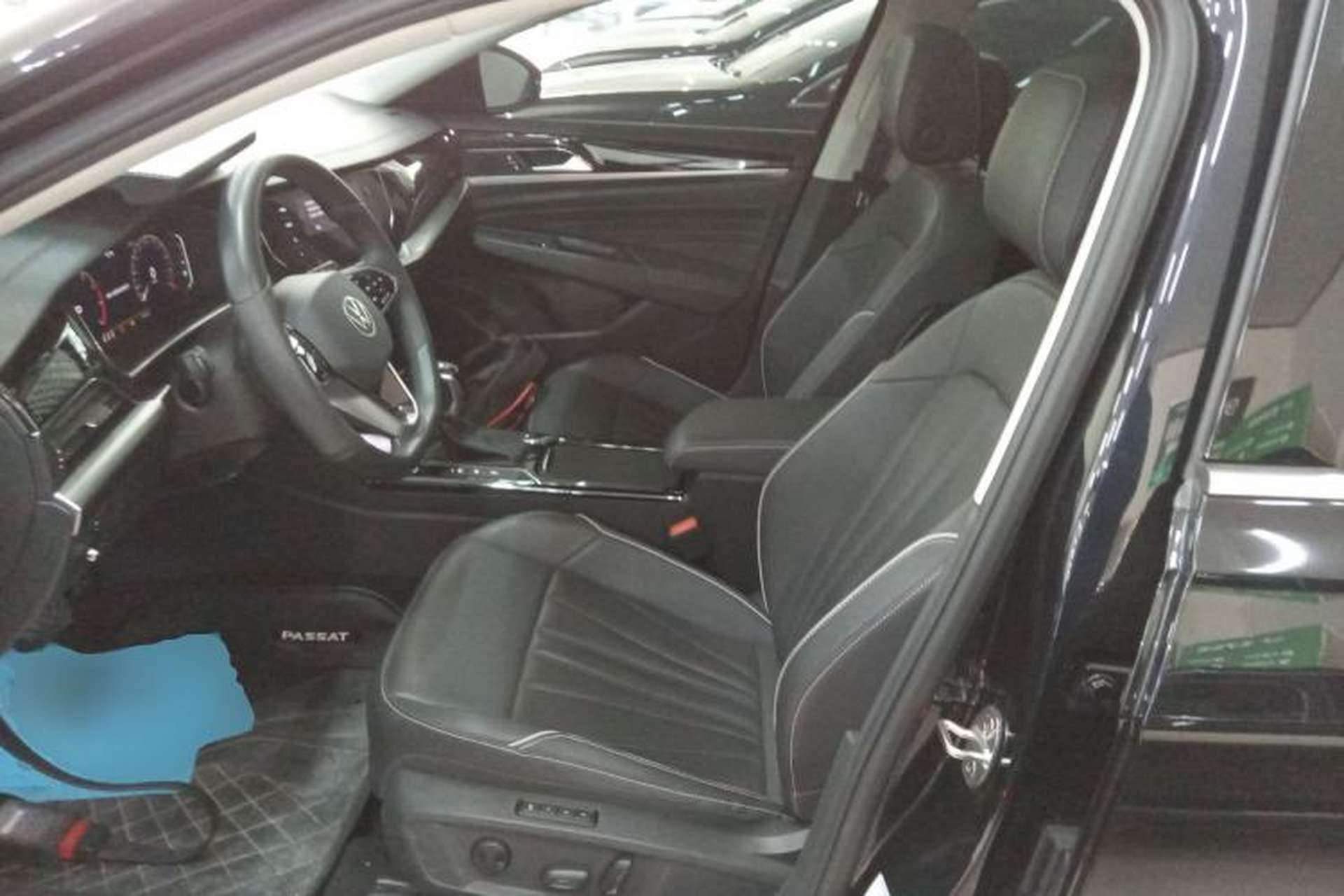 Used Volkswagen Passat 2024 330TSI Elite Edition Left Front Seat