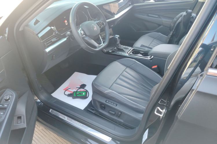 Used Volkswagen Passat 2024 380TSI Starry Elite Edition Left Front Seat