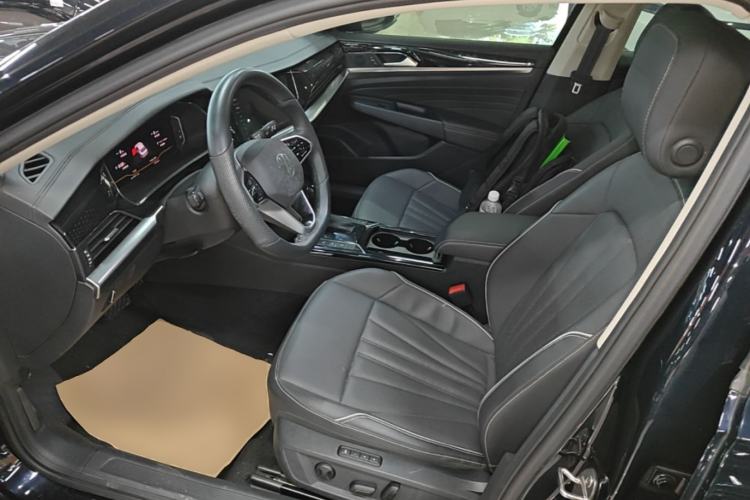 Used Volkswagen Passat 2024 380TSI Elite Edition Left Front Seat