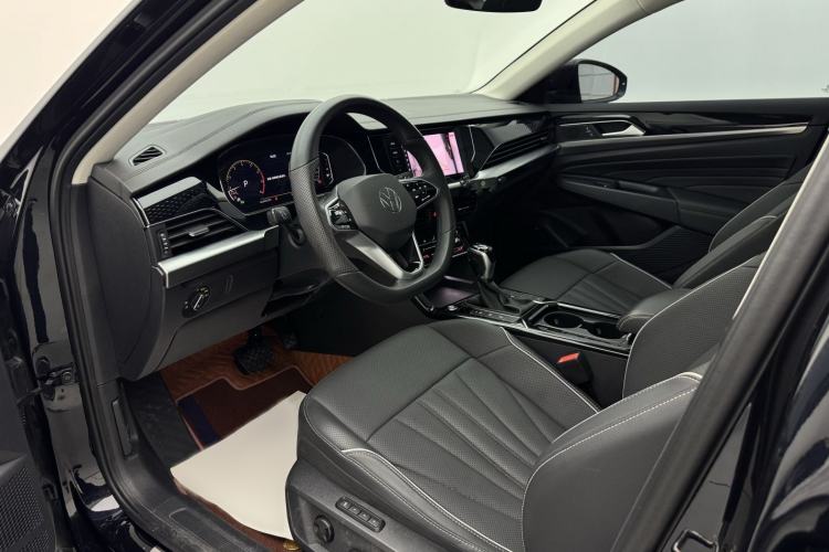 Used Volkswagen Passat 2024 330TSI Starry Elite Edition Left Front Seat