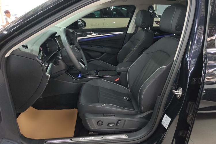 Used Volkswagen Passat 2024 380TSI Starry Luxury Edition Left Front Seat