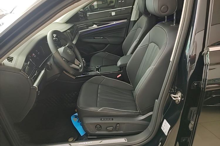 Used Volkswagen Passat 2024 380TSI Luxury Edition Left Front Seat