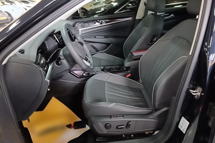 Used Volkswagen Passat 2024 330TSI Elite Edition Left Front Seat