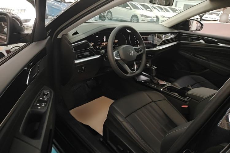 Used Volkswagen Passat 2024 280TSI Business Edition Left Front Seat
