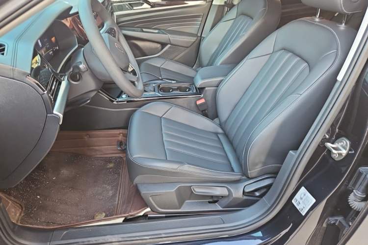 Used Volkswagen Passat 2024 280TSI Business Edition Left Front Seat