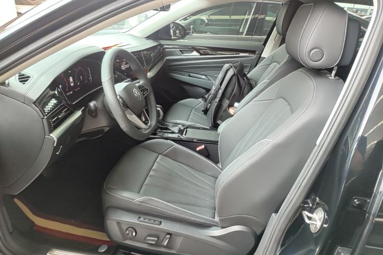 Used Volkswagen Passat 2024 380TSI Starry Luxury Edition Left Front Seat