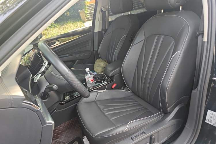 Used Volkswagen Passat 2024 380TSI Starry Dragon Edition Left Front Seat