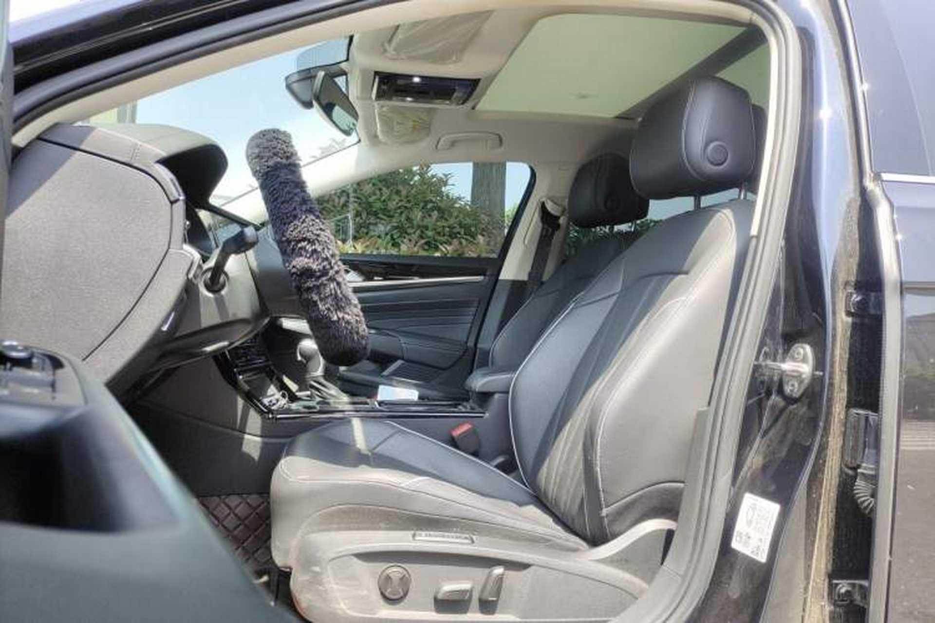 Used Volkswagen Passat 2024 380TSI Starry Dragon Edition Left Front Seat